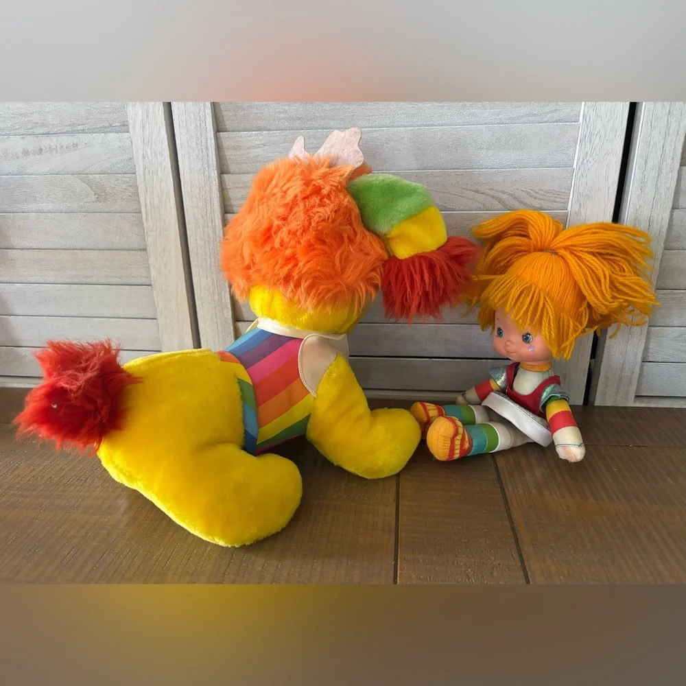 Hallmark 1983 Vintage Rainbow Brite & her loyal companion Puppy Brite - Picture 4 of 16